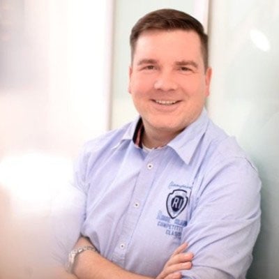 Marco Roeder Headshot